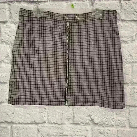 Wild Fable Purple/ Black Plaid Mini Skirt L - Picture 1 of 3